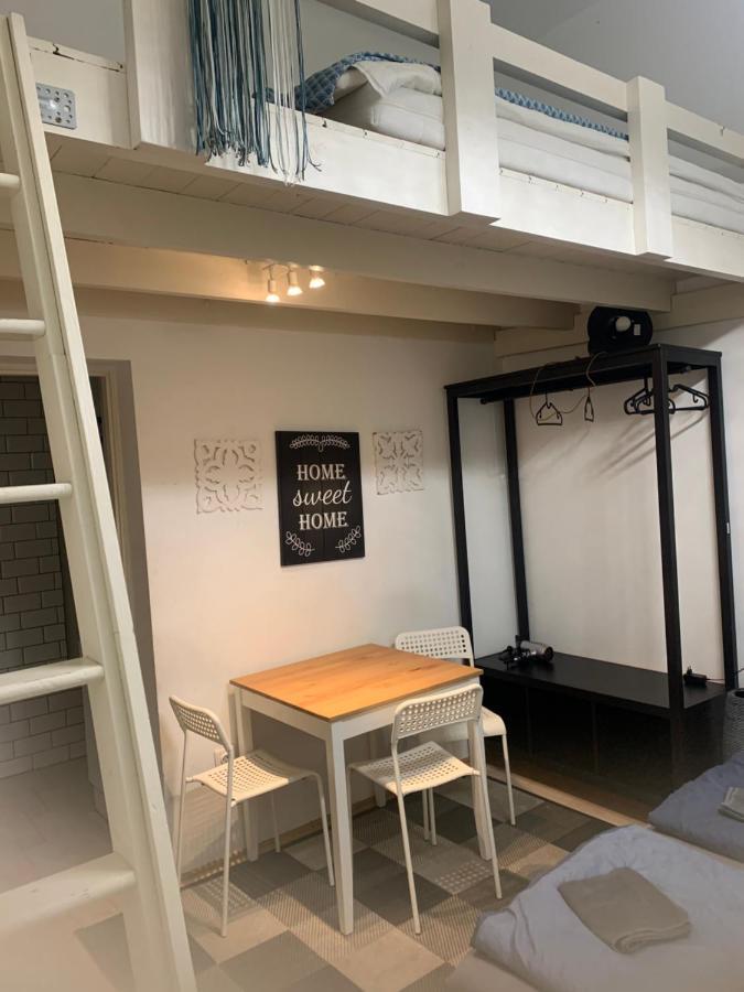 The Whistling Rabbi Appartement Boedapest Buitenkant foto